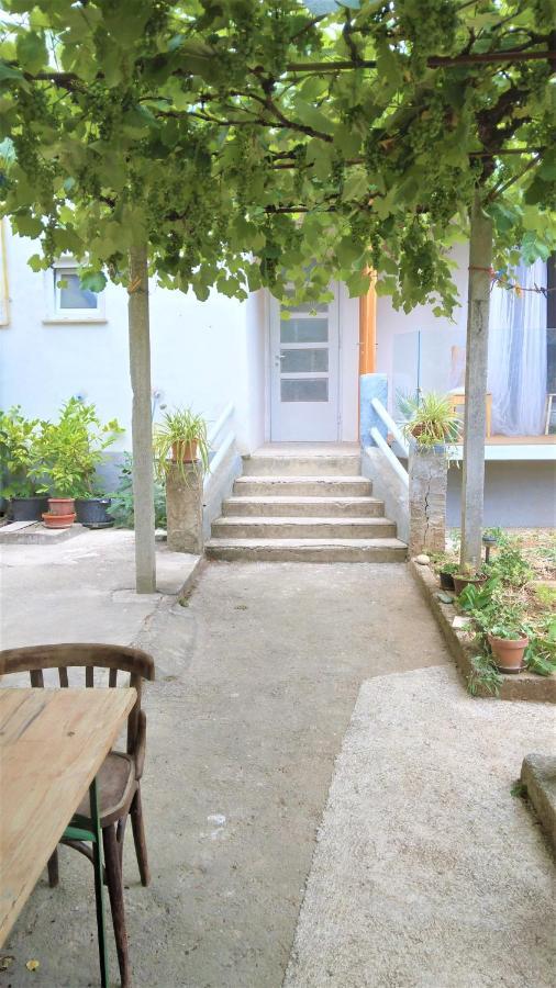Apartma Soncek อิซอลา ภายนอก รูปภาพ